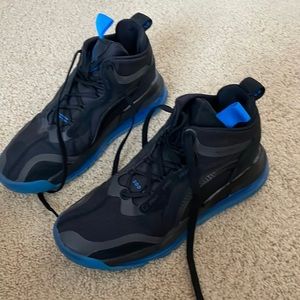 Very lightly warn Jordan 720’s